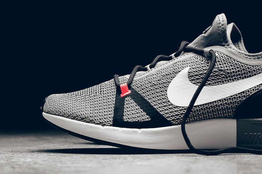 Nike-Duel-Racer-Light-Charcoal-2.jpg
