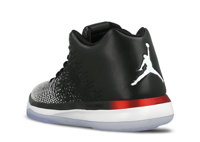 air-jordan-xxx1-low-quai-54-921195-154.jpg