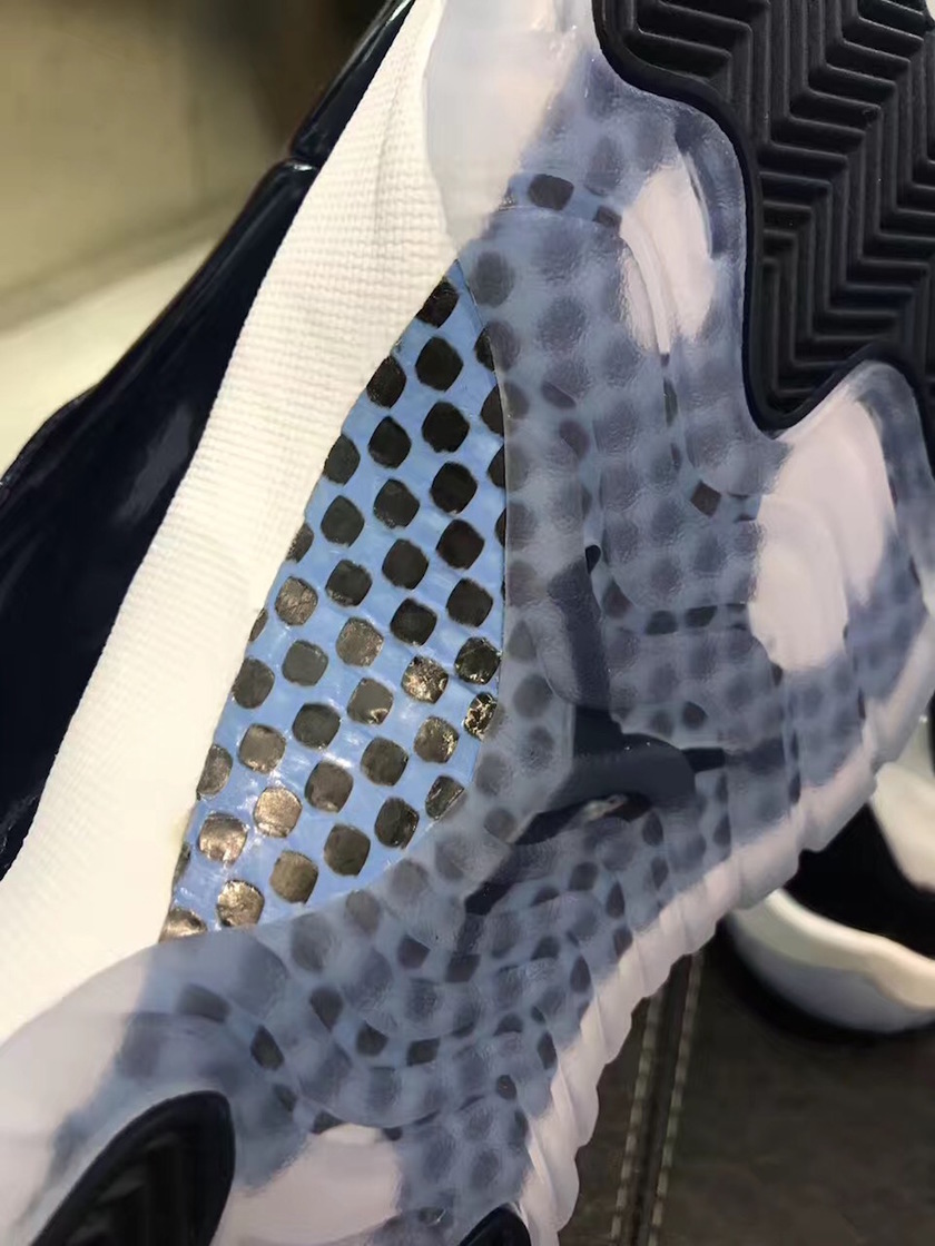 air-jordan-11-unc-midnight-navy-university-blue-378037-123-4.jpg