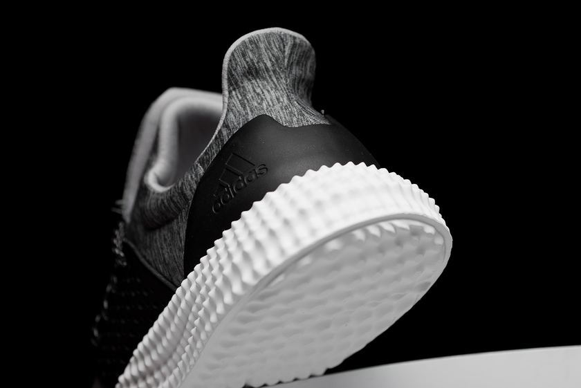 http-%2F%2Fcn.hypebeast.com%2Ffiles%2F2017%2F06%2Fadidas-athletics-24-7-trail-6.jpg