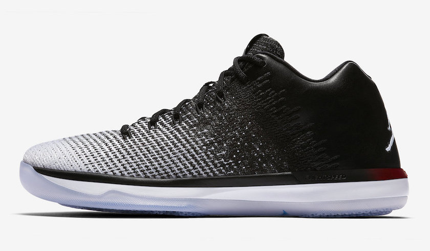 air-jordan-31-low-quai-54-921195-154-2.jpg