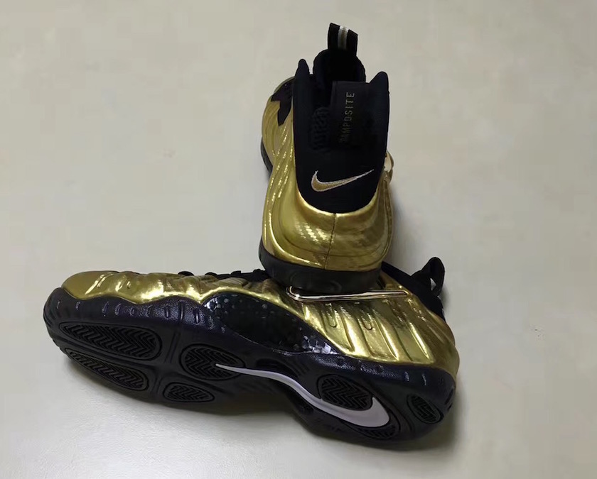 nike-air-foamposite-pro-metallic-gold-black-624041-701-3.jpg