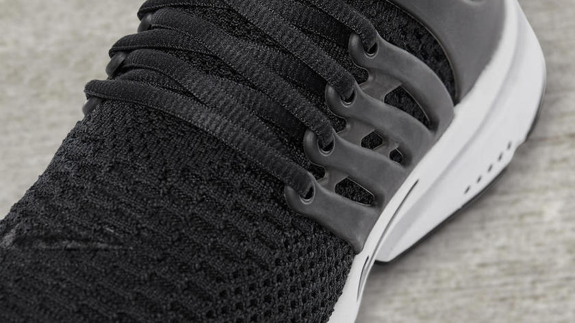 nike-air-presto-ultra-flyknit-black-white-1.jpg
