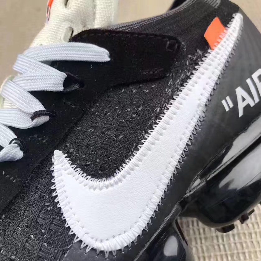 off-white-nike-vapormax-black-white-7.jpg
