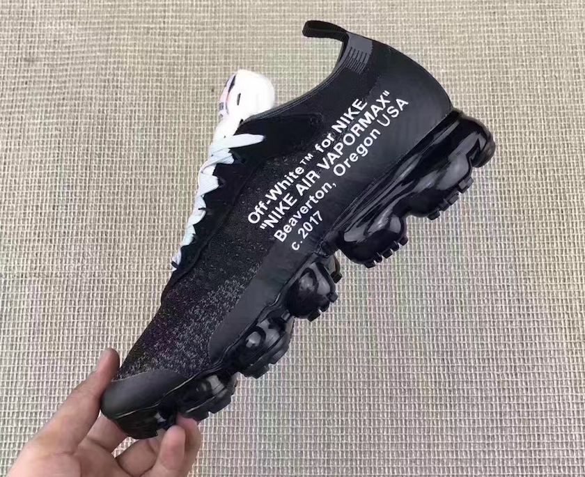 off-white-nike-vapormax-black-white-2.jpg