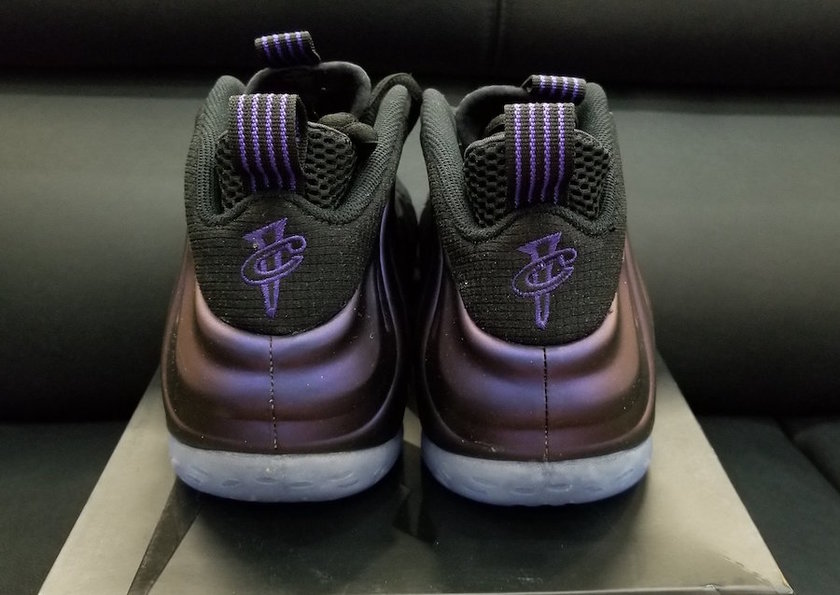 nike-foamposite-one-eggplant-314996-008-2.jpg