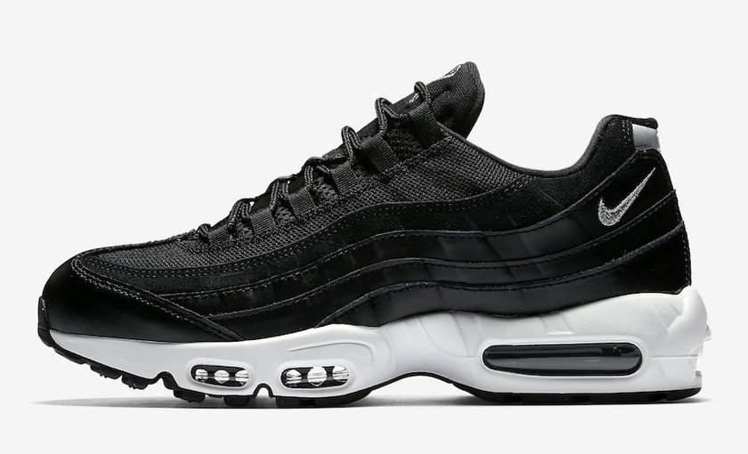 nike-air-max-95-rebel-skulls-538416-008.jpg