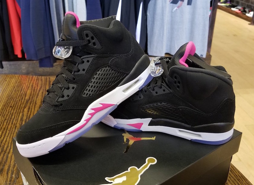 air-jordan-5-black-deadly-pink-white-3.jpg