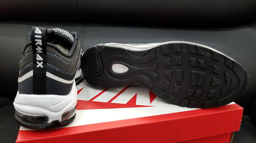 nike-air-max-97-ultra-17-anthracite-release-date-5.jpg