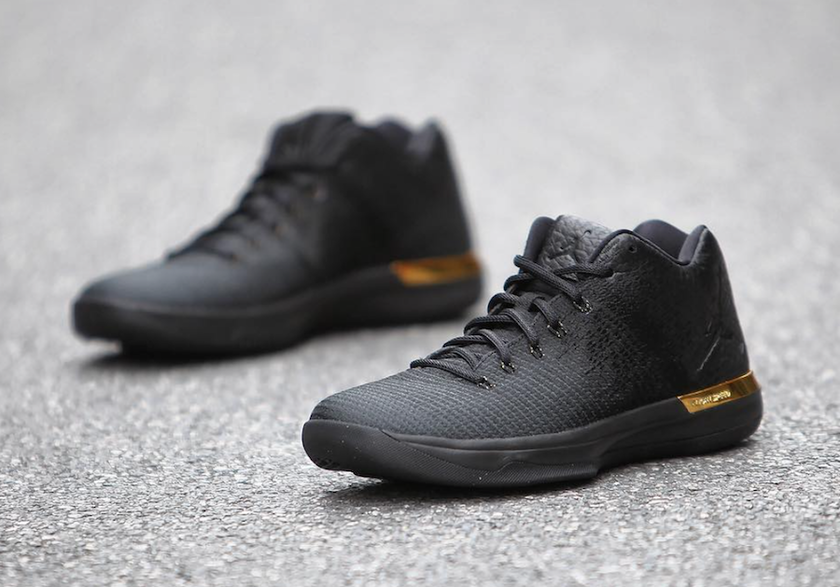 air-jordan-31-low-black-gold-1.png