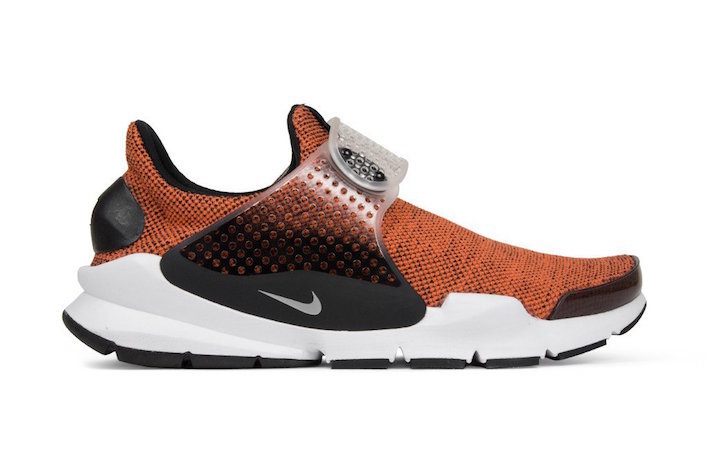 nike-sock-dart-se-terra-orange-3.jpg