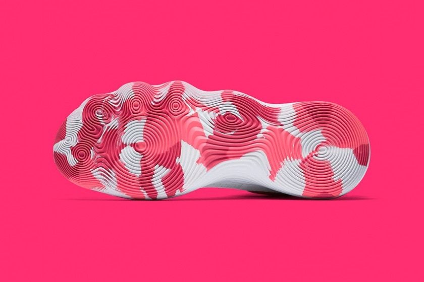 http-%2F%2Fcn.hypebeast.com%2Ffiles%2F2017%2F07%2Fhttp-2F2Fhypebeast.com2Fimage2F20172F072Fnike-react-hyperdunk-kay-yow-2017-6.jpg
