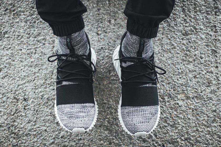 http-%2F%2Fcn.hypebeast.com%2Ffiles%2F2017%2F08%2Fhttp-2F2Fhypebeast.com2Fimage2F20172F082Fadidas-Tubular-Doom-Primeknit-core-black-2.jpg
