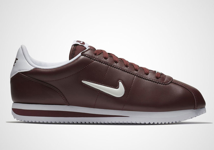 nike-cortez-jewel-team-red-833238-600.jpg