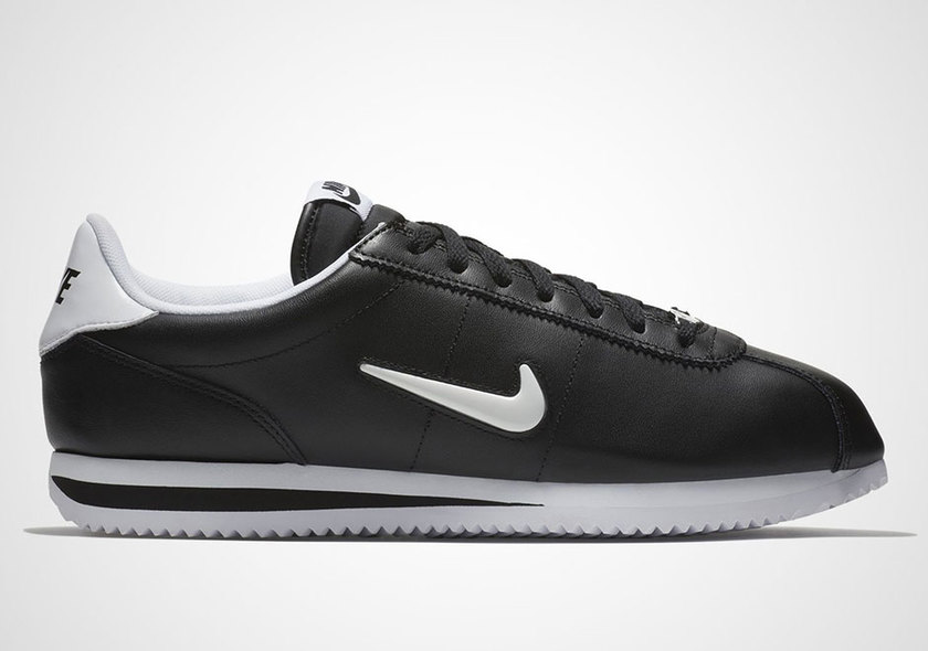 nike-cortez-jewel-black-white-833238-002.jpg