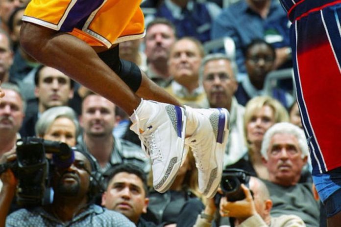 air-jordan-3-kobe-pe-2002-ebay-auction-1-696x464.jpg