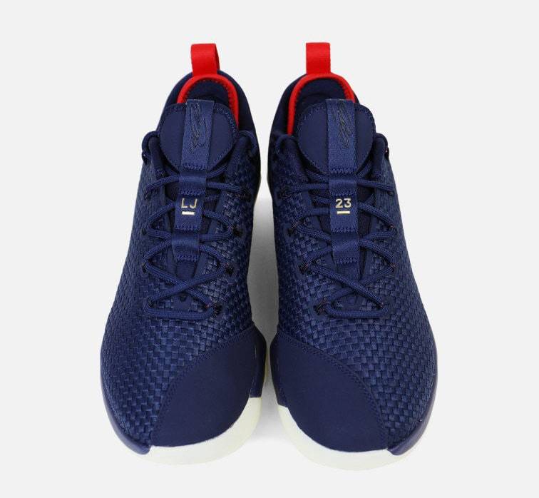 nike-lebron-14-low-878636-400-front.jpg