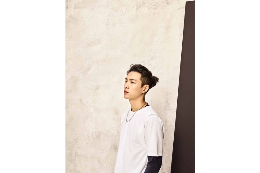 zhang-yixing-lay-converse-one-star-6.jpg