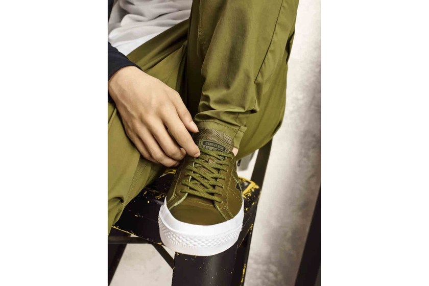 zhang-yixing-lay-converse-one-star-7.jpg