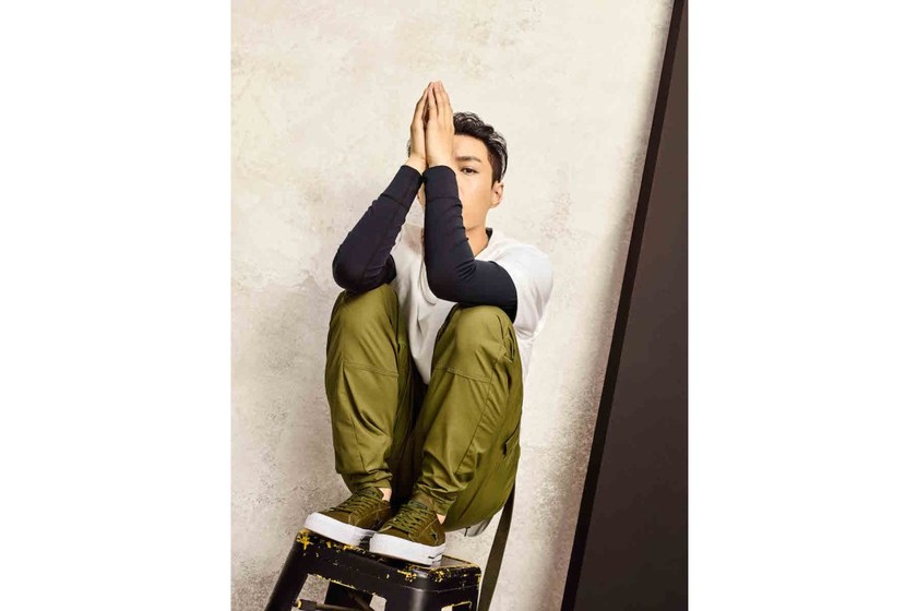 zhang-yixing-lay-converse-one-star-5.jpg