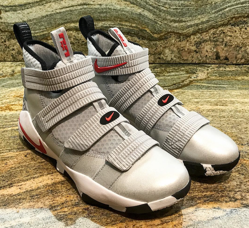 nike-lebron-soldier-11-silver-bullet-1.png