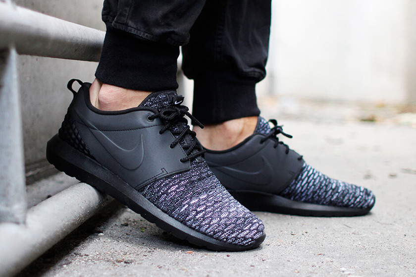 Nike-Roshe-Run-NM-Flyknit-PRM-Black-04.jpg