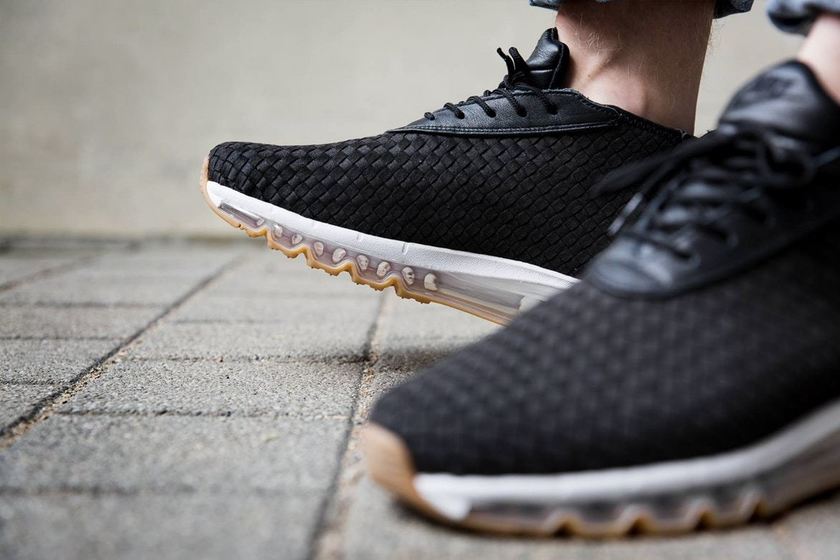 http-2F2Fhypebeast.com2Fimage2F20172F082Fnike-air-max-woven-boot-black-gum-on-feet-003.jpg
