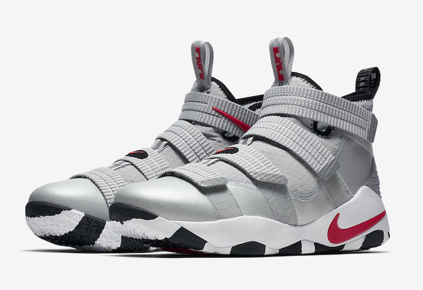 nike-lebron-soldier-11-silver-bullet-897647-007-4.jpg