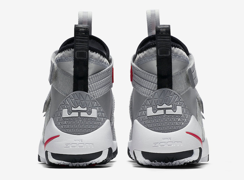 nike-lebron-soldier-11-silver-bullet-897647-007-5.jpg