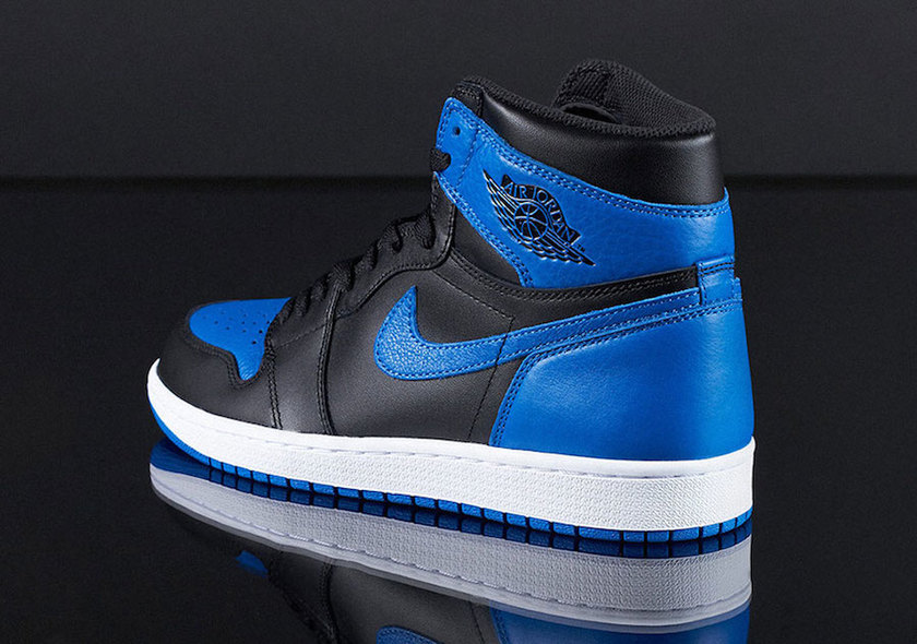 air-jordan-1-royal-nike-sneakrs-app-heat-wave-restock.jpg