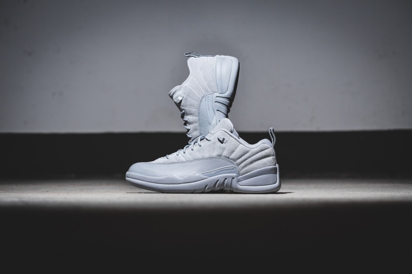 nike-air-jordan-12-retro-low-bg-grey-308305-002-mood-1.jpg