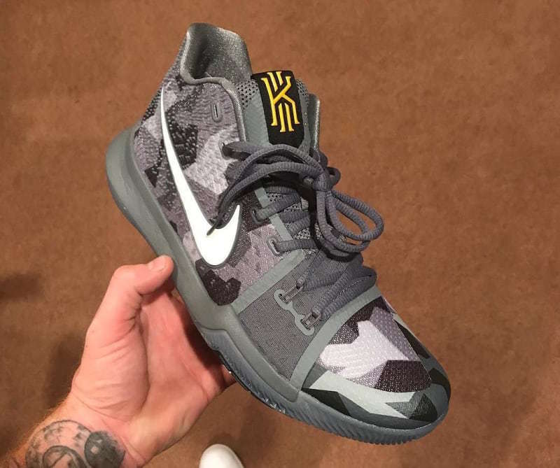 nike-kyrie-3-girls-eybl-942206-002.jpg
