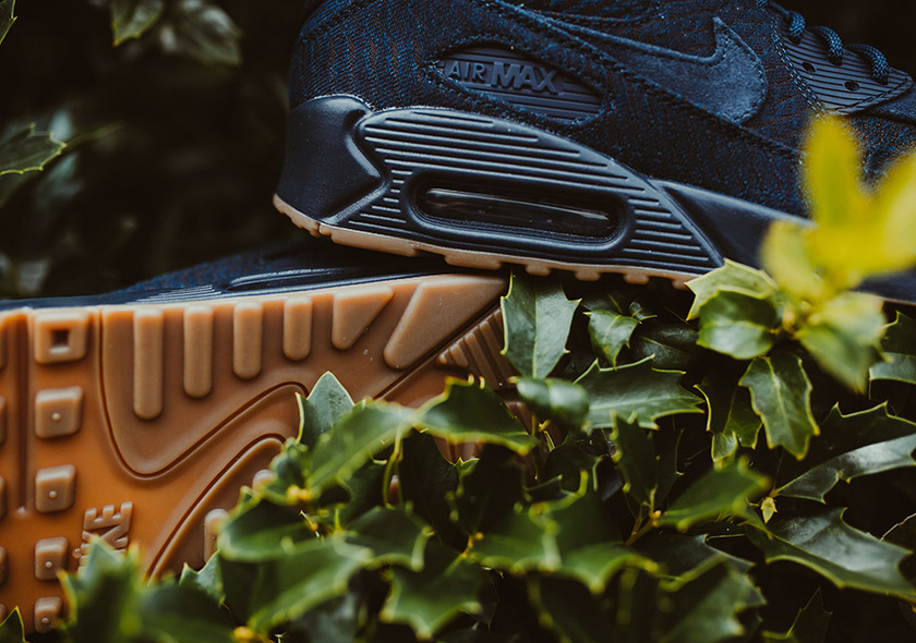 nike-air-max-90-premium-obsidian-gum-6.jpg