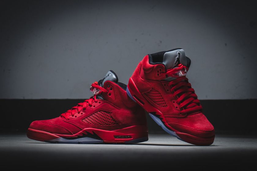 nike-air-jordan-v-retro-red-suede-136027-602-mood-3.jpg