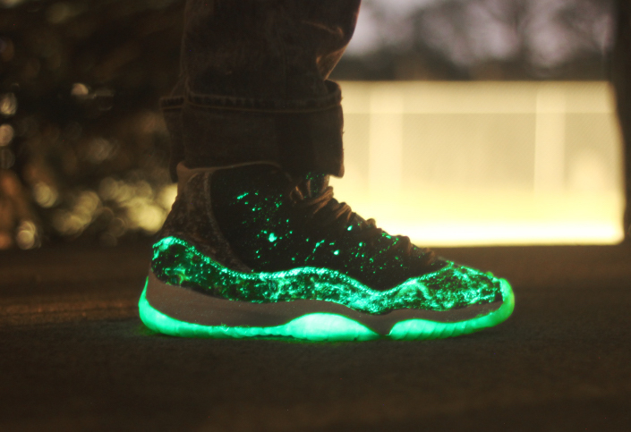 air-jordan-11-space-cadet-rocket-boy-nift-4.jpg