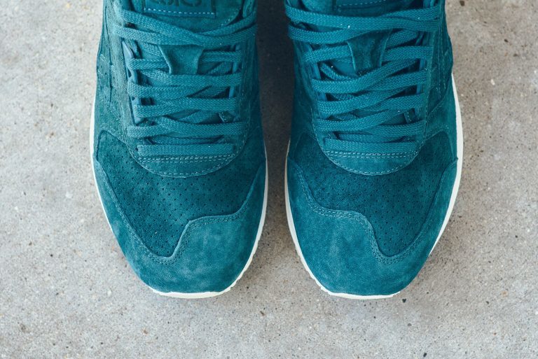 Asics_Gel_Respector_Deep_teal_Sneaker_POlitics_Hypebeast_7-768x513.jpg