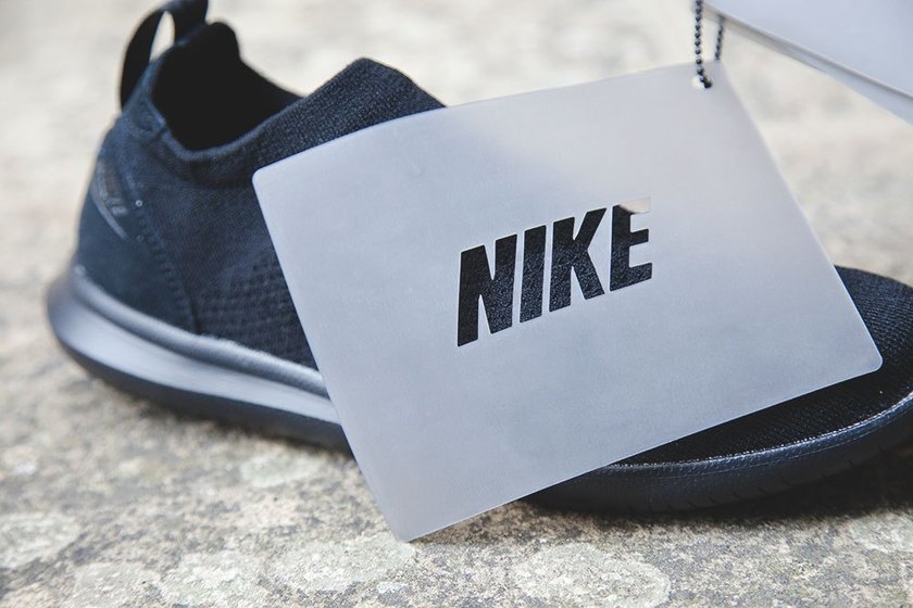 nikelab-gakou-flyknit-white-black-8.jpg