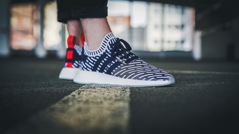 adidas-nmd_r2-pk-blue-white-bb2909-mood-1.jpg
