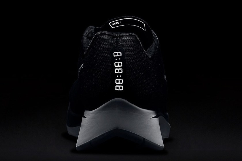 nike-zoom-fly-black-white-7.jpg