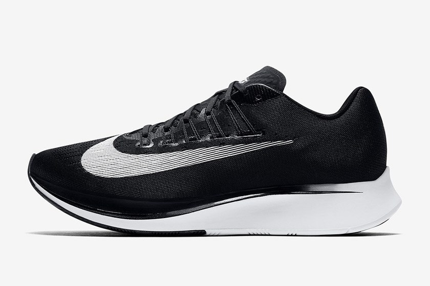 nike-zoom-fly-black-white-1.jpg