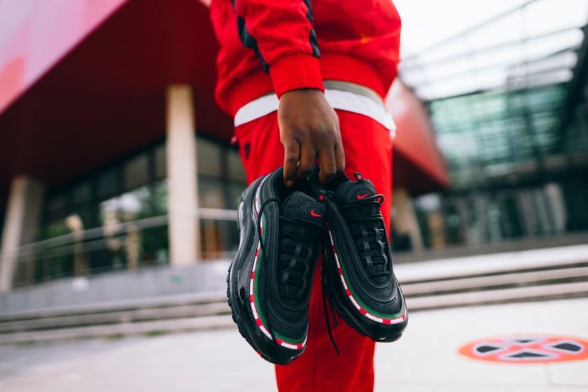 undefeated-nike-air-max-97-on-feet-4.jpg