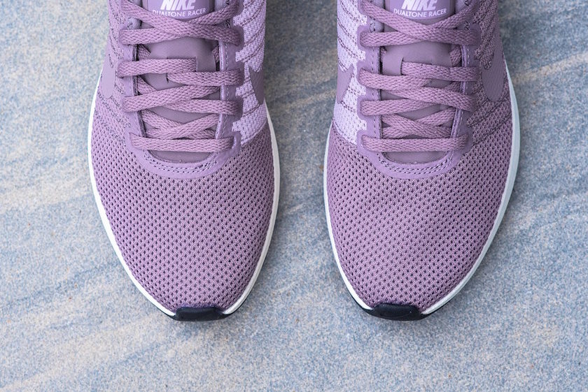 nike-dualtone-racer-plum-fog-3.jpg