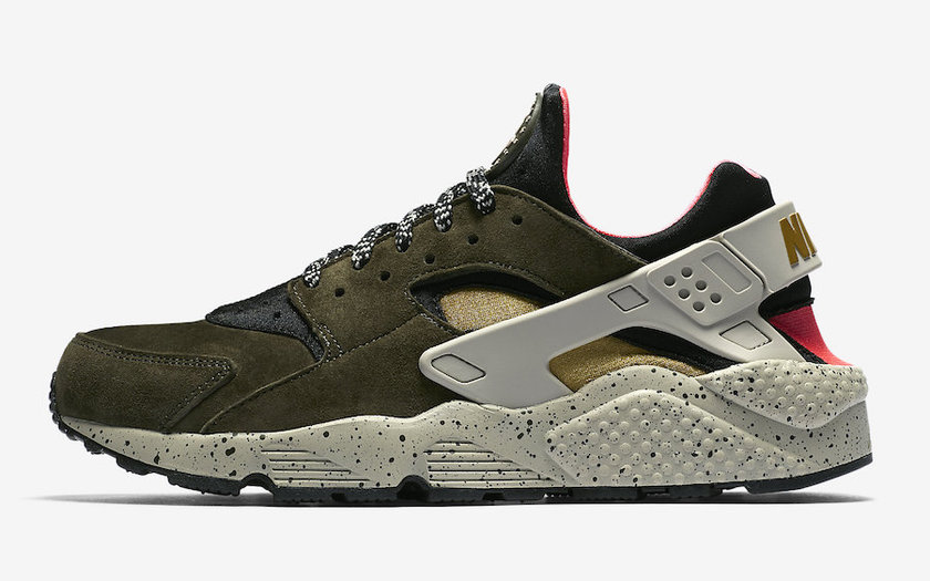 nike-air-huarache-mowabb-acg-704830-010.jpg