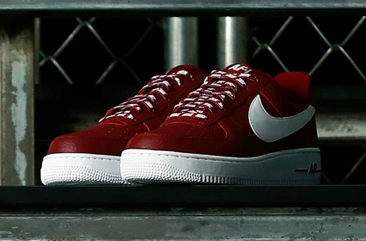 nike-air-force-1-low-statement-game-nba-logos-3.jpg