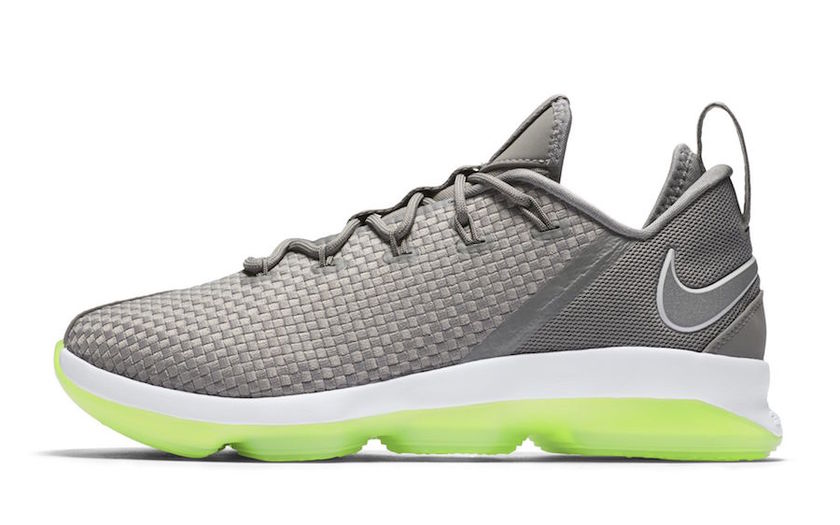 dunkman-lebron-14-low-1.jpg