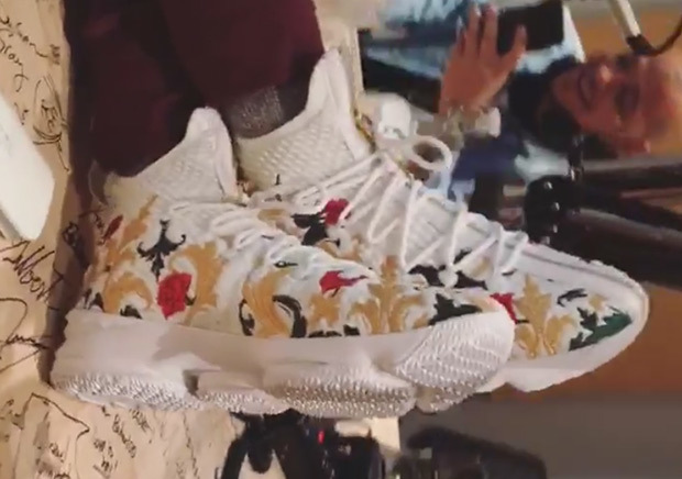 lebron-15-floral-shoes.jpg