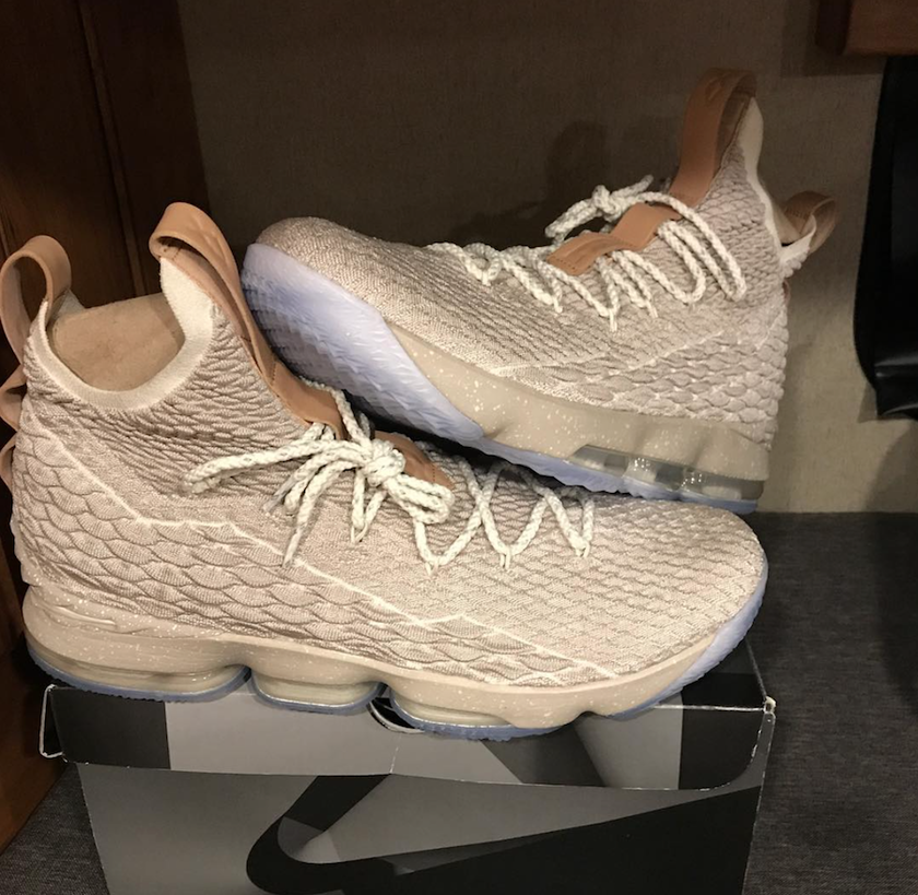 lebron 15 ghost mens