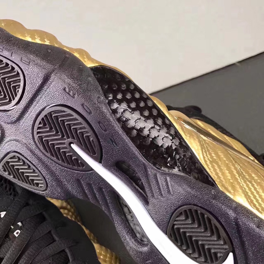 nike-air-foamposite-pro-metallic-gold-black-624041-701-8.jpg