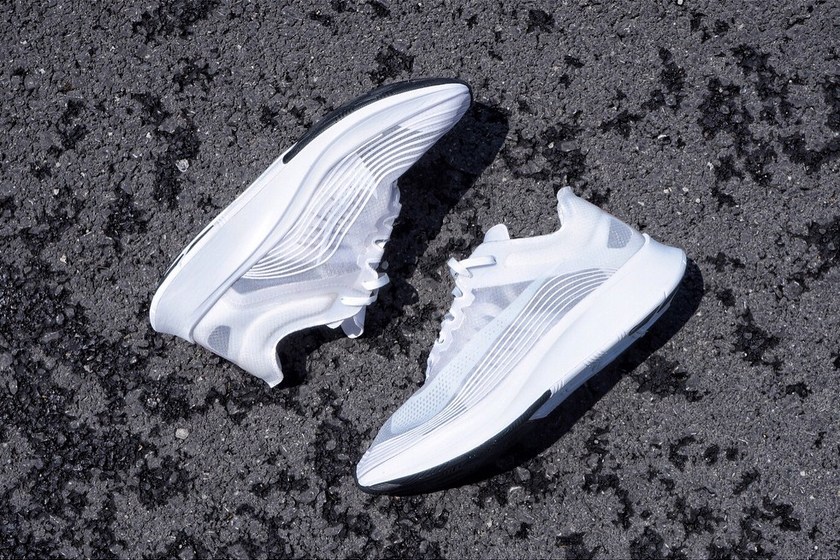 nikelab-zoom-fly-sp-triple-white-01.jpg