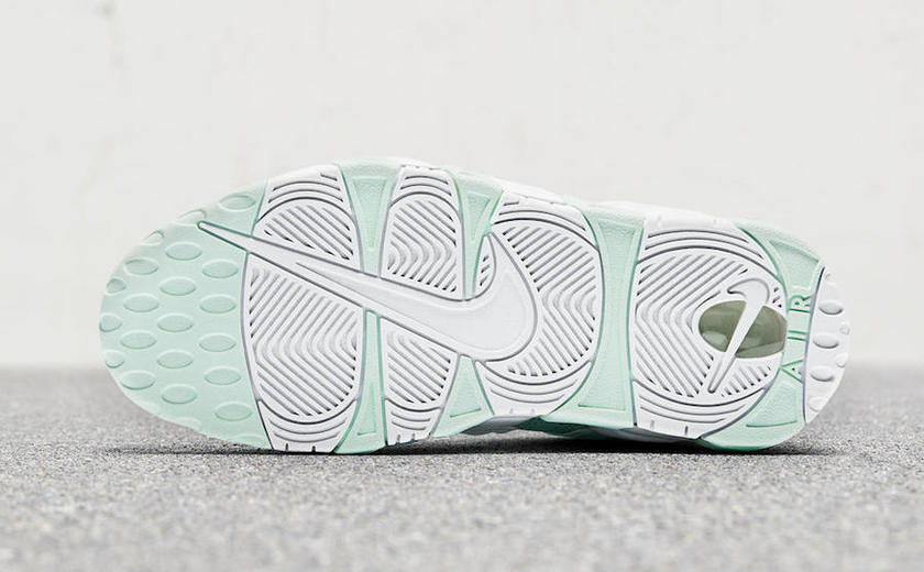 barely-green-nike-air-more-uptempo-917593-300-1.jpg